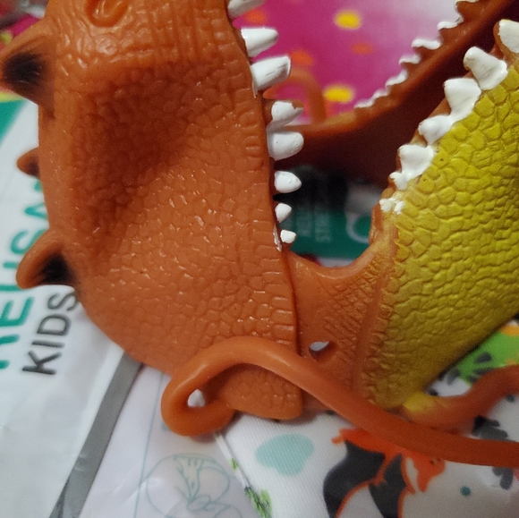 Dinosaur 🦕 child's face mask reusable/ dino cover - Picture 7 of 7